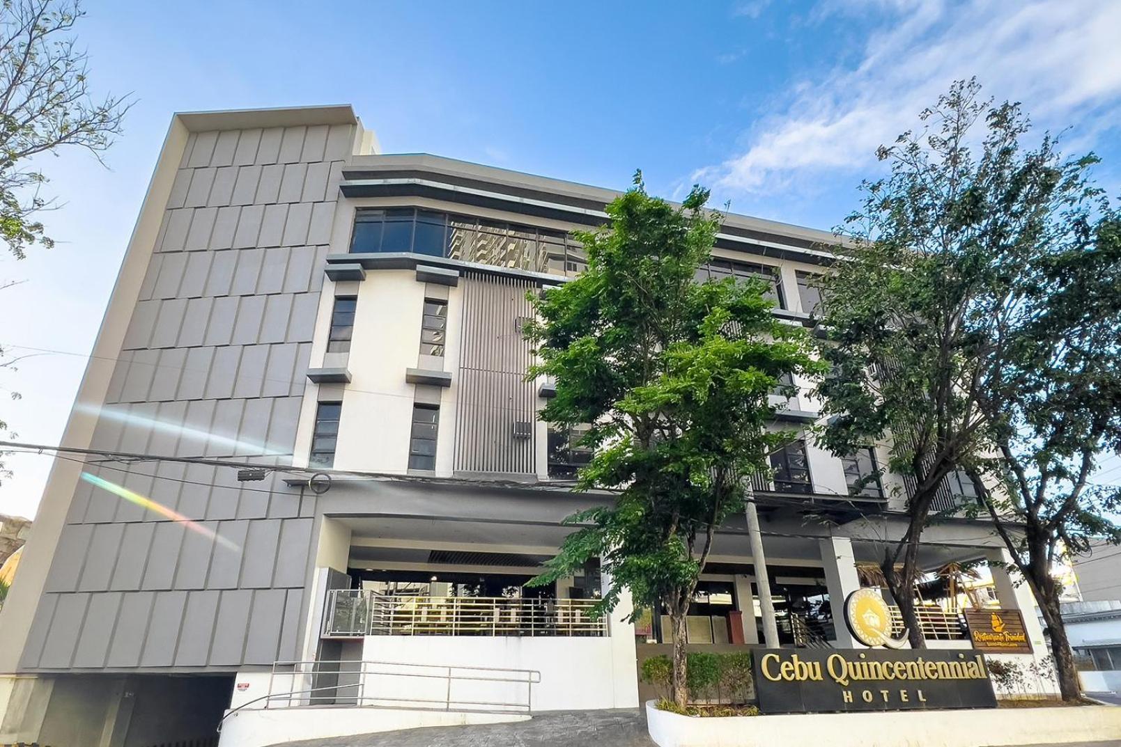 Cebu Quincentennial Hotel Extérieur photo